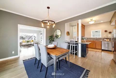 1079 25th Ave E, Seattle, WA 98112 photo 8