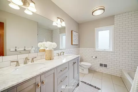 1079 25th Ave E, Seattle, WA 98112 photo 17