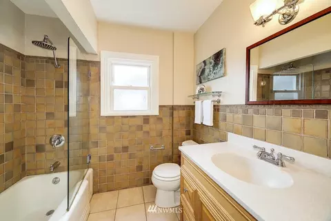 1079 25th Ave E, Seattle, WA 98112 photo 13