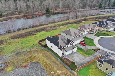1530 Daffodil Ave NE, Orting, WA 98360 photo 4