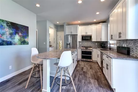 20121 Bartlett Rd, Bothell, WA 98012 photo 8
