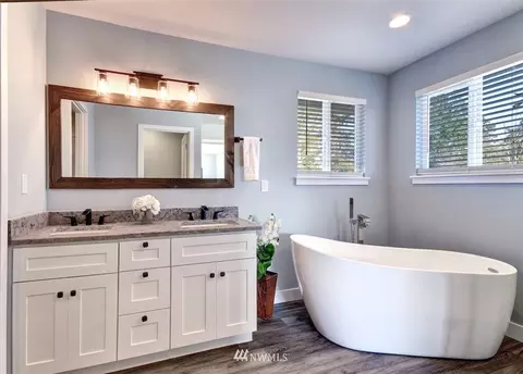 20121 Bartlett Rd, Bothell, WA 98012 photo 16