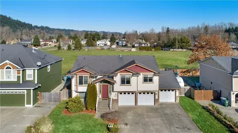 14409 145th St E, Orting, WA 98360 photo 2