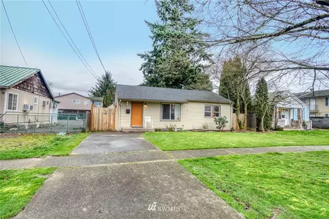 952 8th Ave, Longview, WA 98632 photo 2