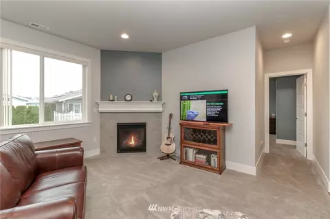 405 Oak St SW, Orting, WA 98360 photo 10