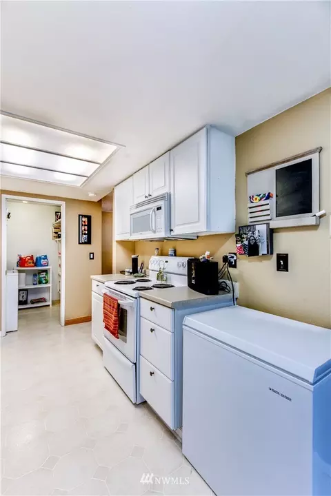 7425 SW Ruby Dr #E8, Lakewood, WA 98498 photo 12
