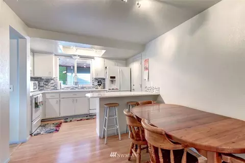 10926 9th Dr SE, Everett, WA 98208 photo 4