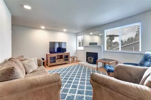 10926 9th Dr SE, Everett, WA 98208 photo 5