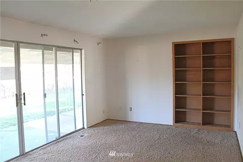 733 Charwila Ln, Enumclaw, WA 98022 photo 8