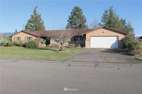 733 Charwila Ln, Enumclaw, WA 98022 photo 1