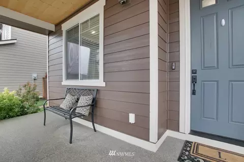 207 Gipple St NE, Orting, WA 98360 photo 3