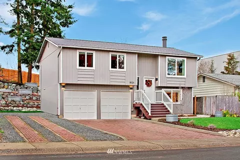 18126 19th Dr SE, Bothell, WA 98012 photo 2