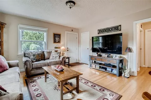 5401 Fairview Ave, Everett, WA 98203 photo 2