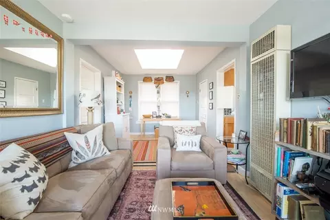424 N 68th St, Seattle, WA 98103 photo 20