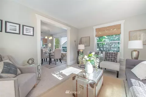424 N 68th St, Seattle, WA 98103 photo 4