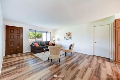 2906 Stafford Way, Bothell, WA 98012 photo 2