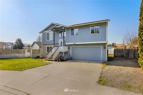 404 Hemlock Ct, Sultan, WA 98294 photo 2