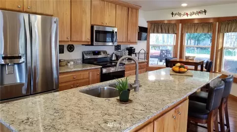 291 Grandview Dr, Sequim, WA 98382 photo 9