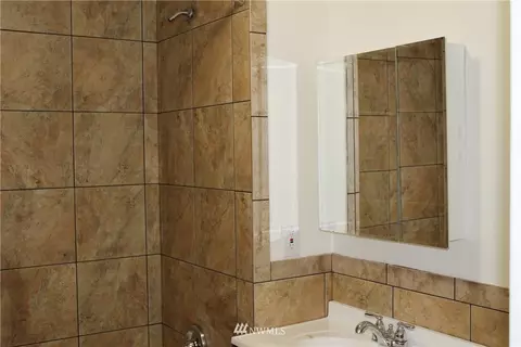 526 Harman Way S, Orting, WA 98360 photo 7