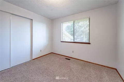 18222 25th Street Ct E, Lake Tapps, WA 98391 photo 16