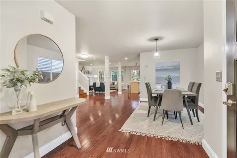 9213 NE 173rd Pl, Bothell, WA 98011 photo 2