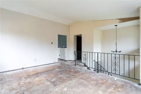 16608 10th Ave E, Spanaway, WA 98387 photo 3