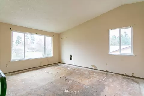 16608 10th Ave E, Spanaway, WA 98387 photo 2