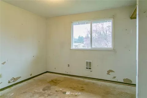 16608 10th Ave E, Spanaway, WA 98387 photo 9