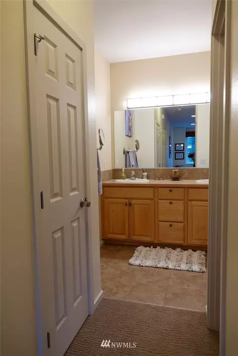 4329 Sinclair Loop NE, Lacey, WA 98516 photo 9