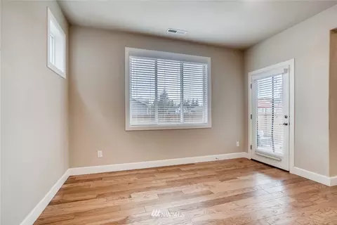 17504 39th Dr SE, Bothell, WA 98012 photo 8