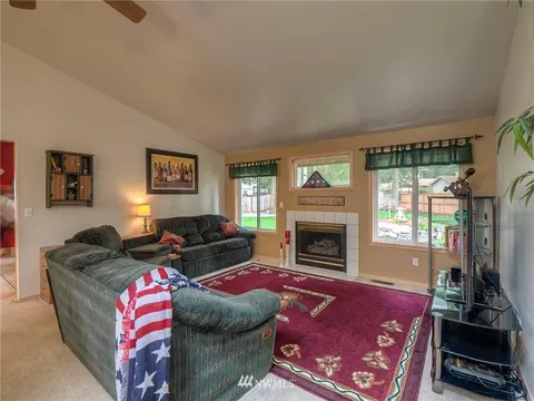 23515 50th Avenue Ct E, Spanaway, WA 98387 photo 4