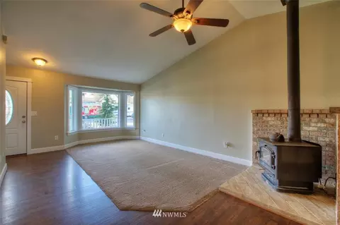 31307 SE 354th St, Enumclaw, WA 98022 photo 5