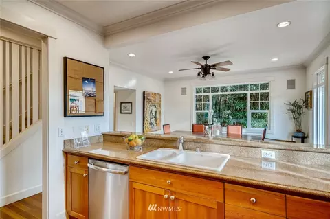 304 29th Ave E, Seattle, WA 98112 photo 5
