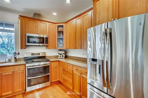 304 29th Ave E, Seattle, WA 98112 photo 4