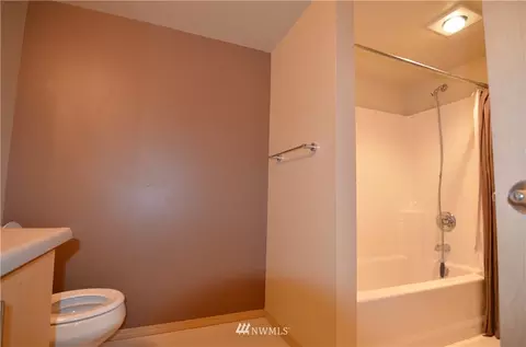 10709 Valley View Rd #A 204, Bothell, WA 98011 photo 7