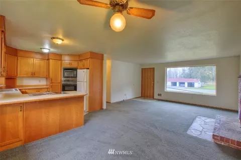 24025 SE 436th St, Enumclaw, WA 98022 photo 5