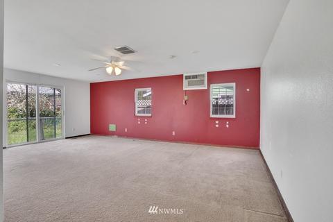 613 Kansas St SW, Orting, WA 98360 photo 9