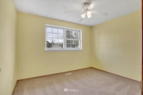 613 Kansas St SW, Orting, WA 98360 photo 13
