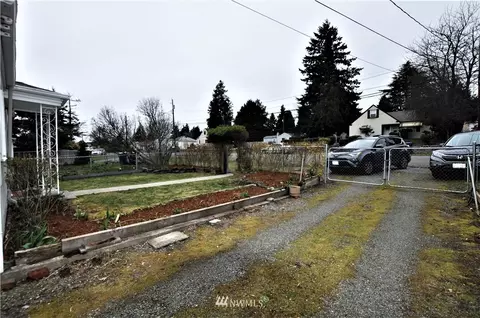 4530 E St, Tacoma, WA 98404 photo 5