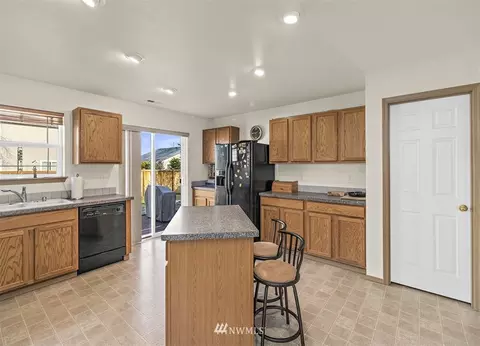 107 Roberts St NE, Orting, WA 98360 photo 10