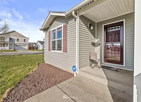 107 Roberts St NE, Orting, WA 98360 photo 3