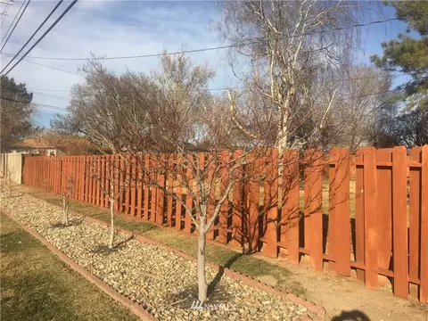 401 E Pine Pl, Othello, WA 99344 photo 28