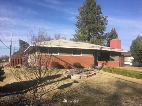 401 E Pine Pl, Othello, WA 99344 photo 6