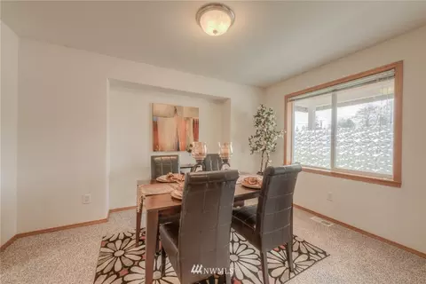 719 Pecks Dr, Everett, WA 98203 photo 7