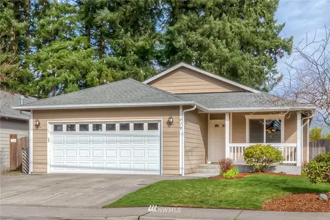 719 Pecks Dr, Everett, WA 98203 photo 1