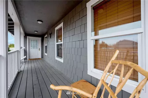 2644 Griffin Ave, Enumclaw, WA 98022 photo 2
