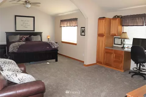 20602 193rd Avenue Ct E, Orting, WA 98360 photo 12