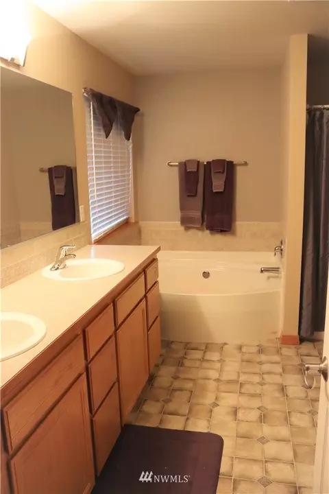 20602 193rd Avenue Ct E, Orting, WA 98360 photo 13
