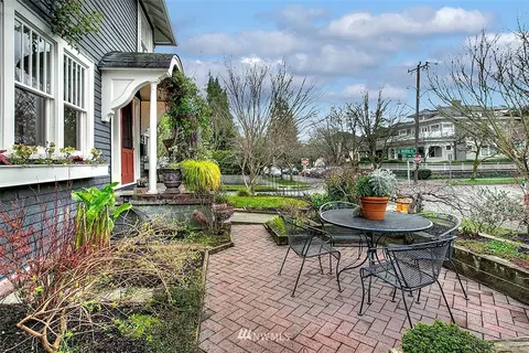 900 20th Ave E, Seattle, WA 98112 photo 3