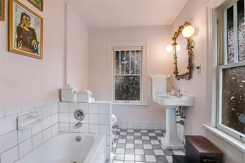 900 20th Ave E, Seattle, WA 98112 photo 18